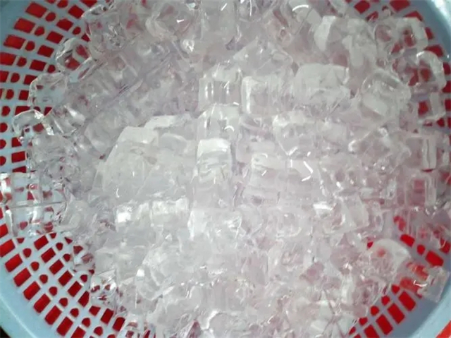 浦东良臣制冰厂：为餐饮、奶茶店提供可口的食用冰块