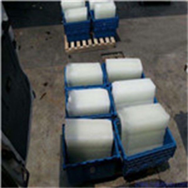 快来抢！降温大冰块免费配送中